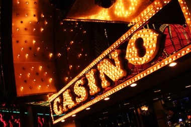 Live dealer table interface